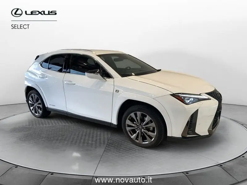 Photo 1 : Lexus Ux 2021 Hybrid