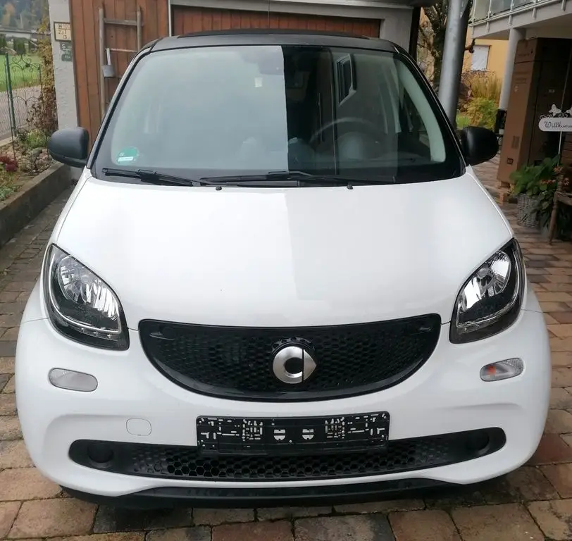 Photo 1 : Smart Forfour 2018 Essence