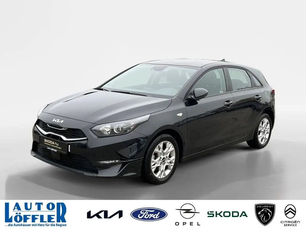 Photo 1 : Kia Ceed 2024 Petrol