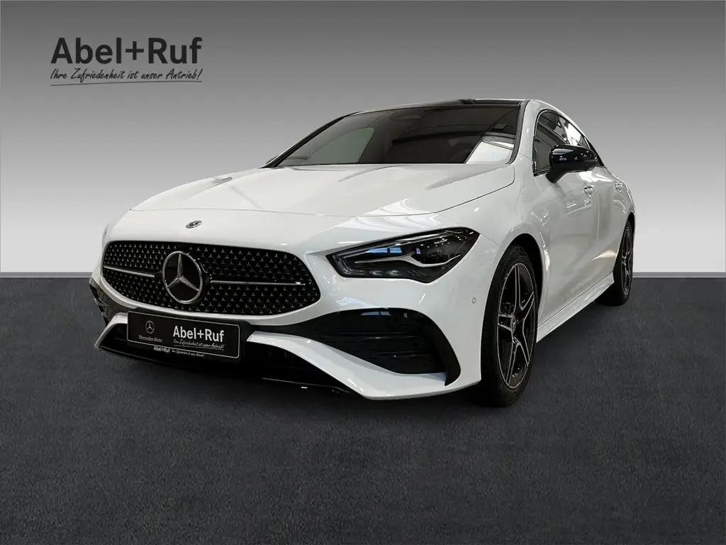 Photo 1 : Mercedes-benz Classe Cla 2024 Petrol