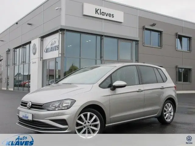 Photo 1 : Volkswagen Golf 2020 Petrol