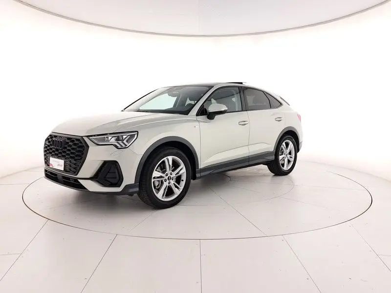 Photo 1 : Audi Q3 2024 Autres