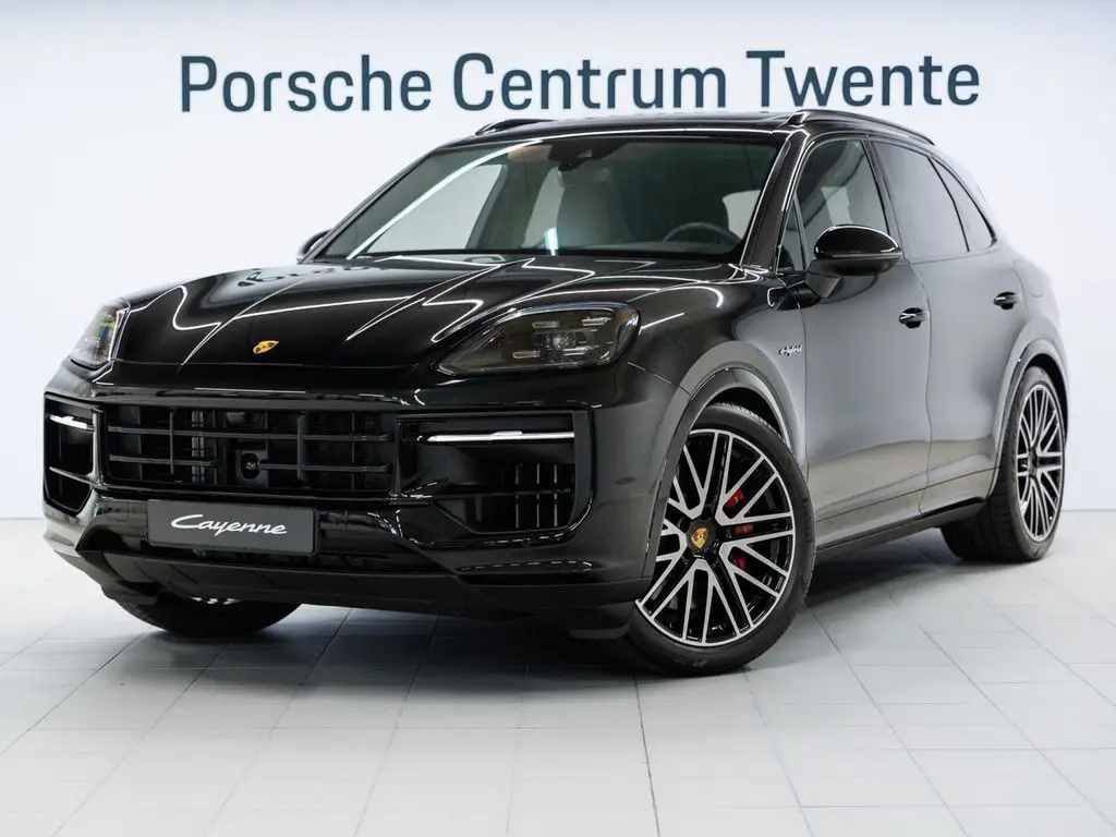 Photo 1 : Porsche Cayenne 2024 Hybrid