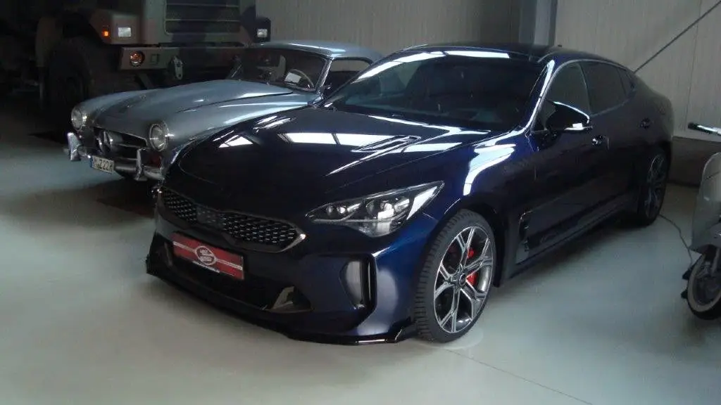 Photo 1 : Kia Stinger 2021 Petrol