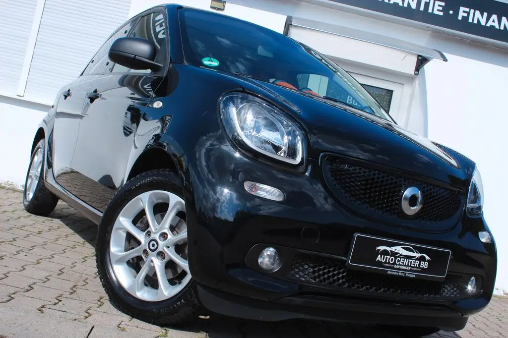 Photo 1 : Smart Forfour 2017 Essence