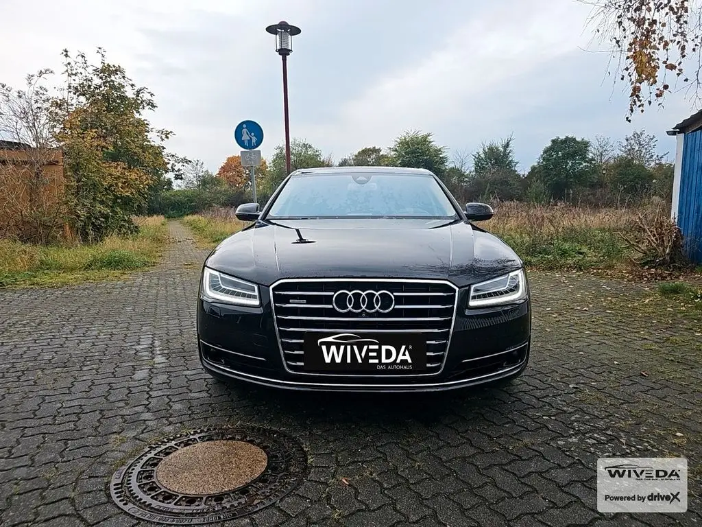 Photo 1 : Audi A8 2018 Essence