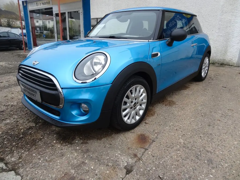 Photo 1 : Mini One 2015 Petrol