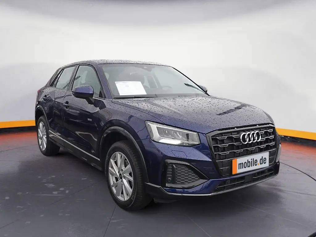 Photo 1 : Audi Q2 2023 Petrol