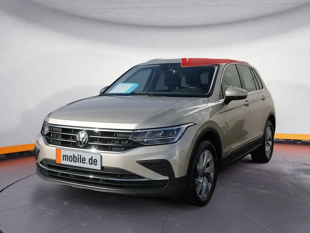 Photo 1 : Volkswagen Tiguan 2024 Petrol