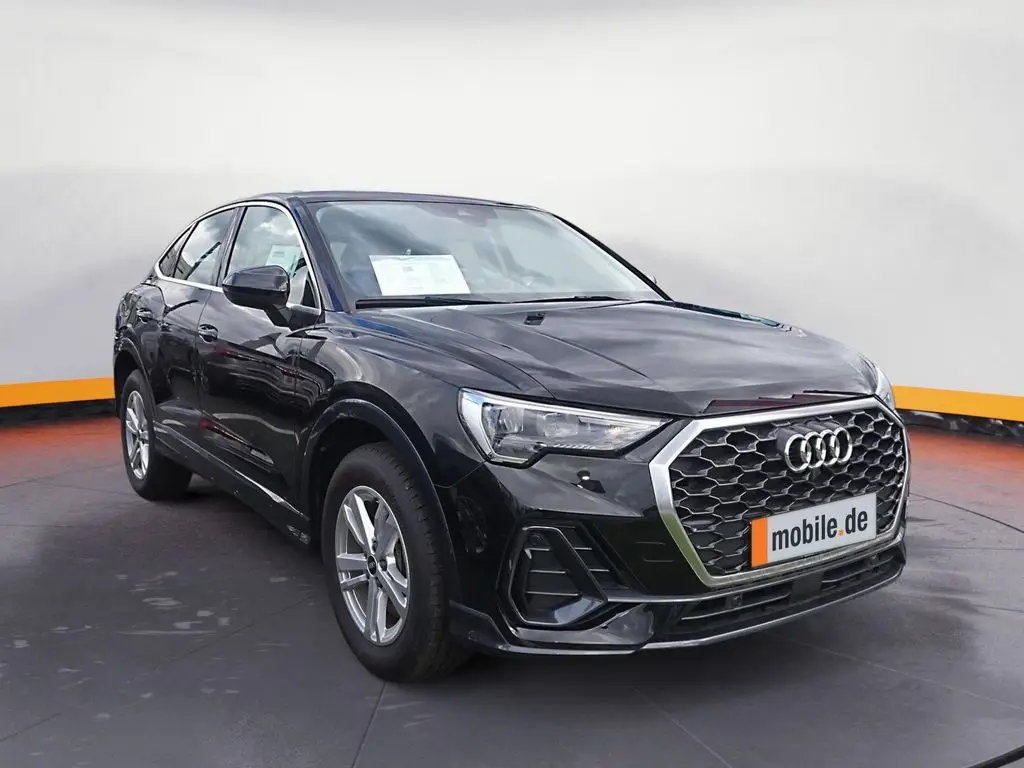 Photo 1 : Audi Q3 2021 Hybride