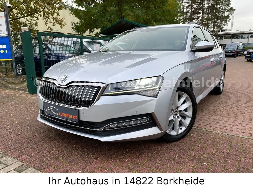 Photo 1 : Skoda Superb 2020 Hybride