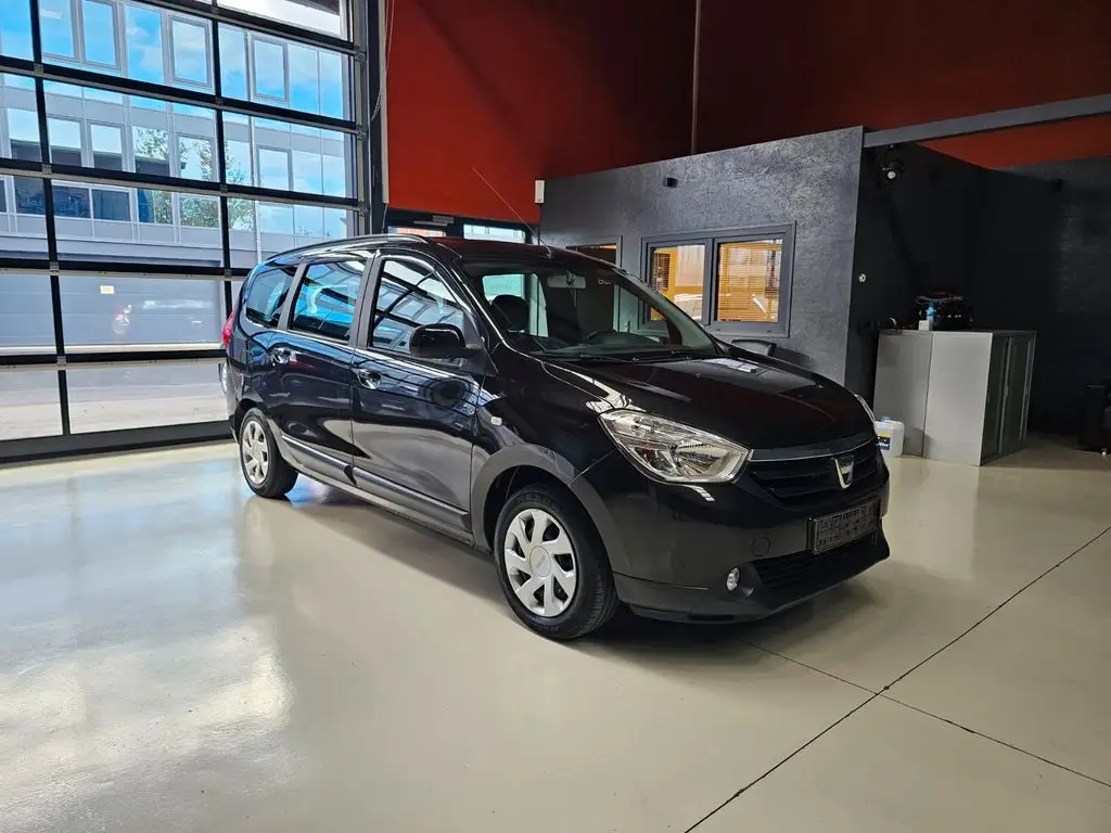 Photo 1 : Dacia Lodgy 2017 Petrol