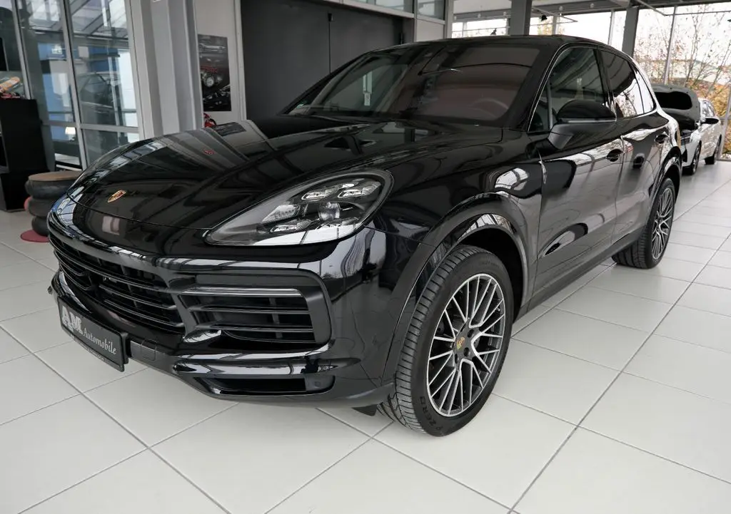 Photo 1 : Porsche Cayenne 2021 Essence