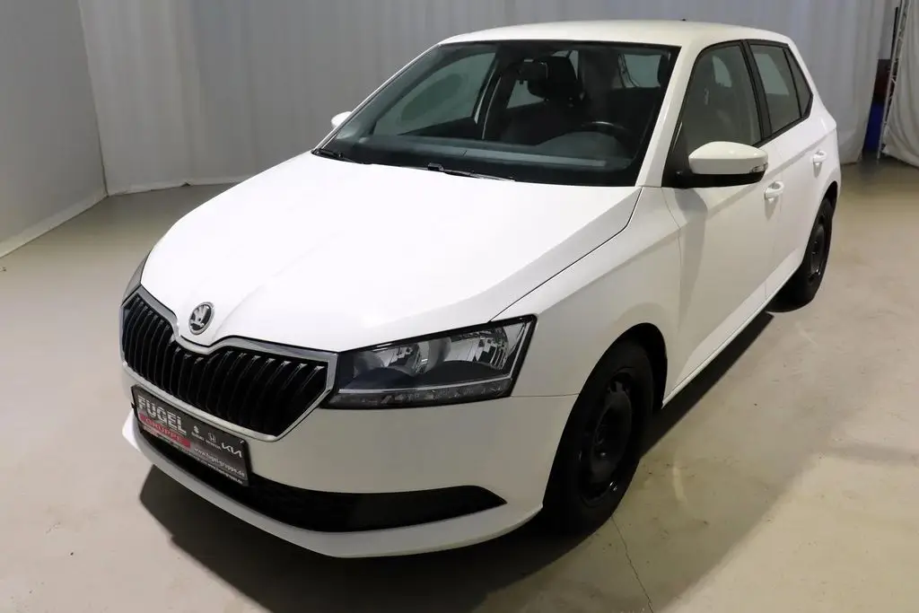 Photo 1 : Skoda Fabia 2021 Essence