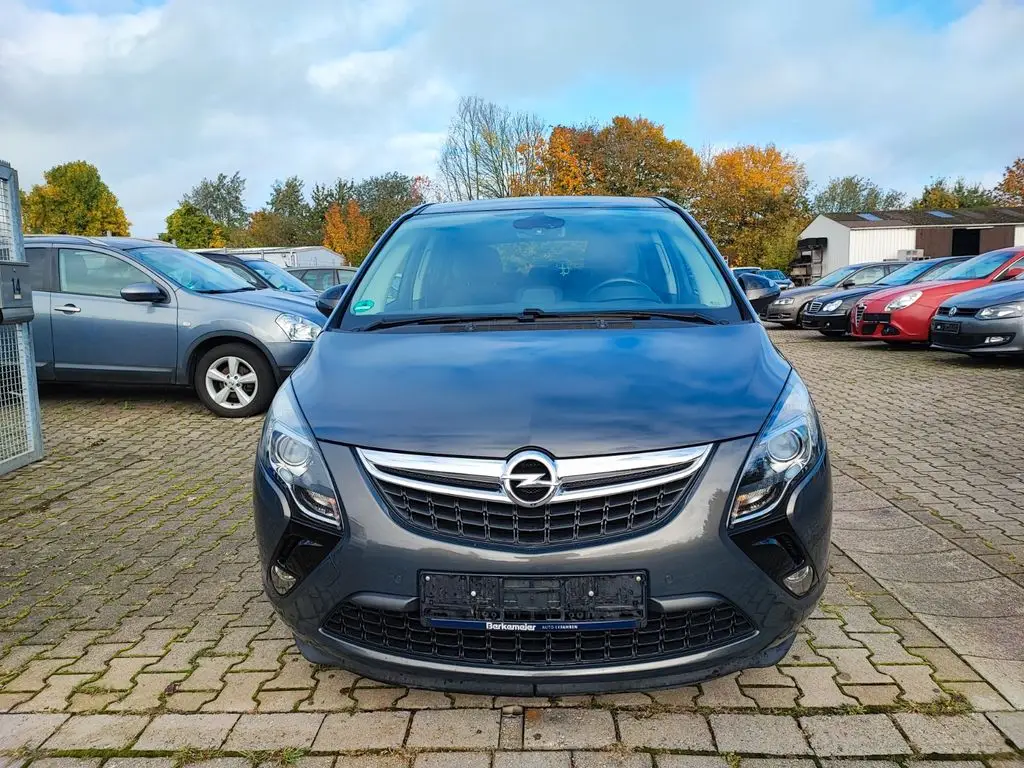 Photo 1 : Opel Zafira 2016 Essence