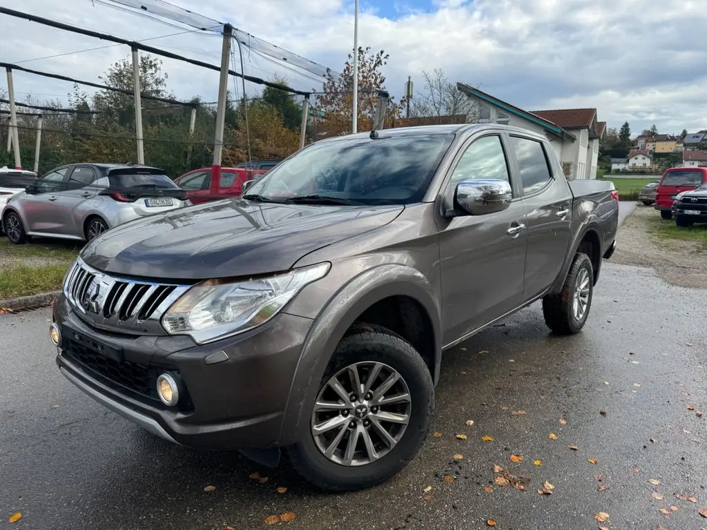 Photo 1 : Mitsubishi L200 2016 Diesel