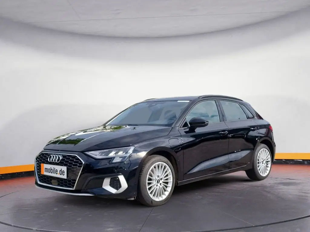 Photo 1 : Audi A3 2021 Hybrid