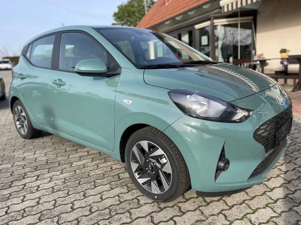 Photo 1 : Hyundai I10 2024 Petrol