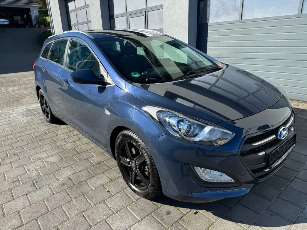 Photo 1 : Hyundai I30 2017 Diesel