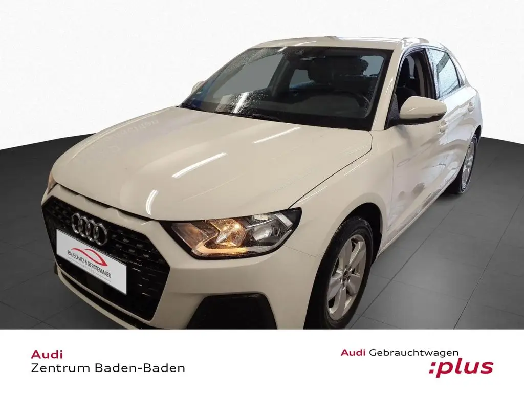 Photo 1 : Audi A1 2021 Essence