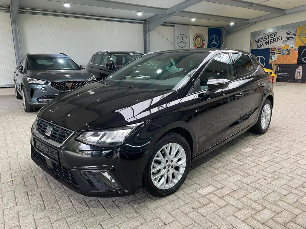 Photo 1 : Seat Ibiza 2024 Petrol