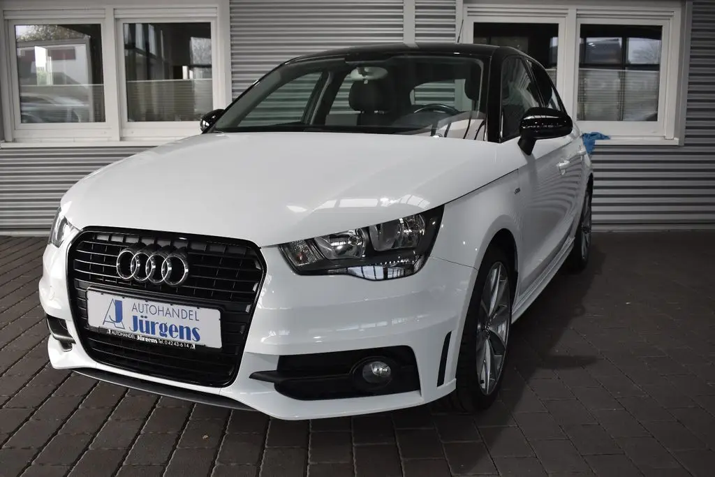 Photo 1 : Audi A1 2015 Petrol