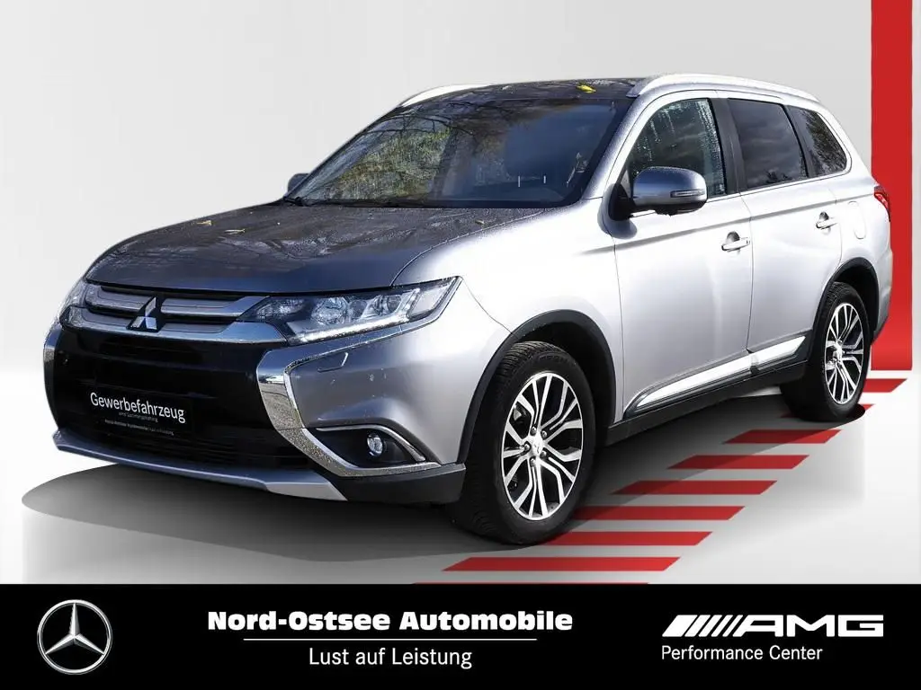 Photo 1 : Mitsubishi Outlander 2017 Diesel