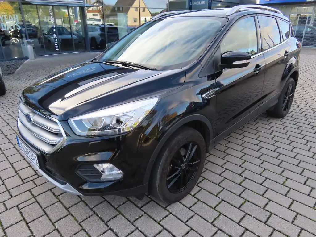 Photo 1 : Ford Kuga 2019 Petrol