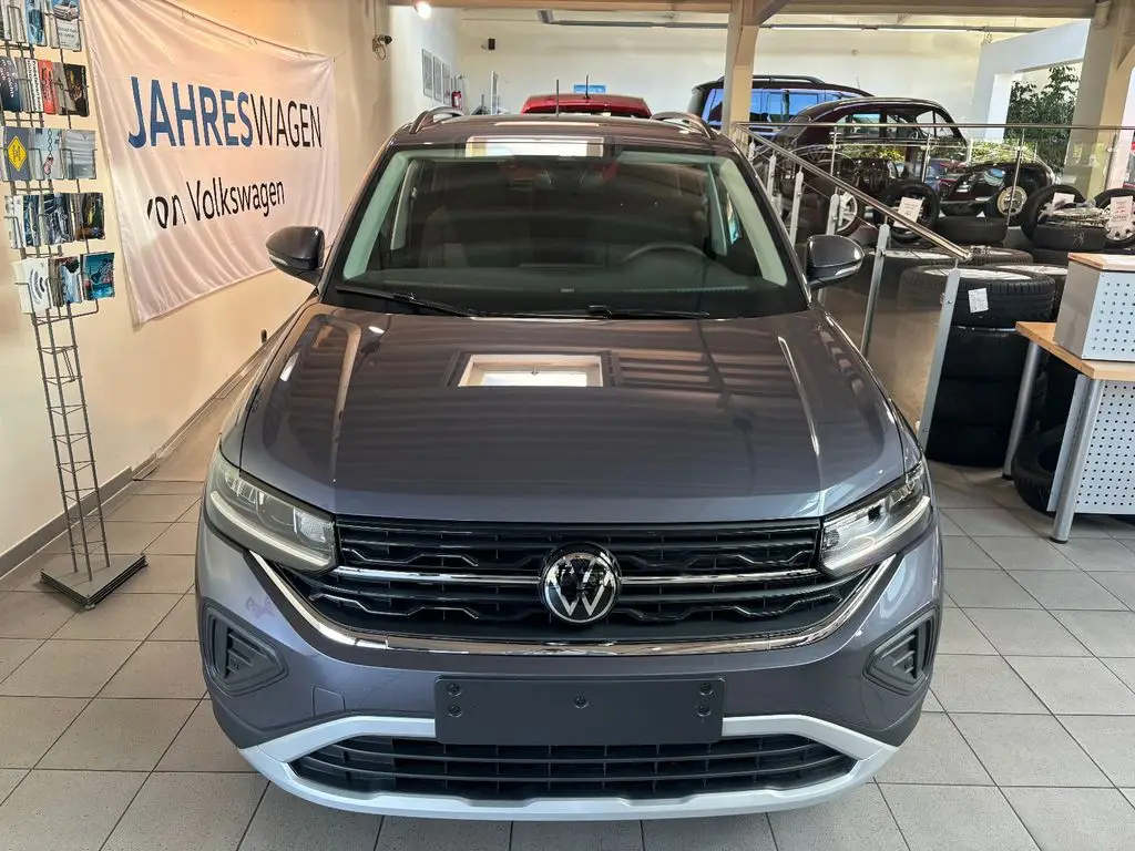 Photo 1 : Volkswagen T-cross 2024 Essence