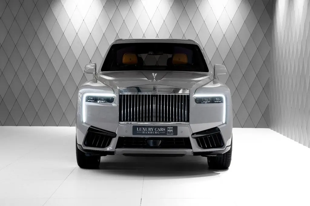 Photo 1 : Rolls-royce Cullinan 2024 Petrol