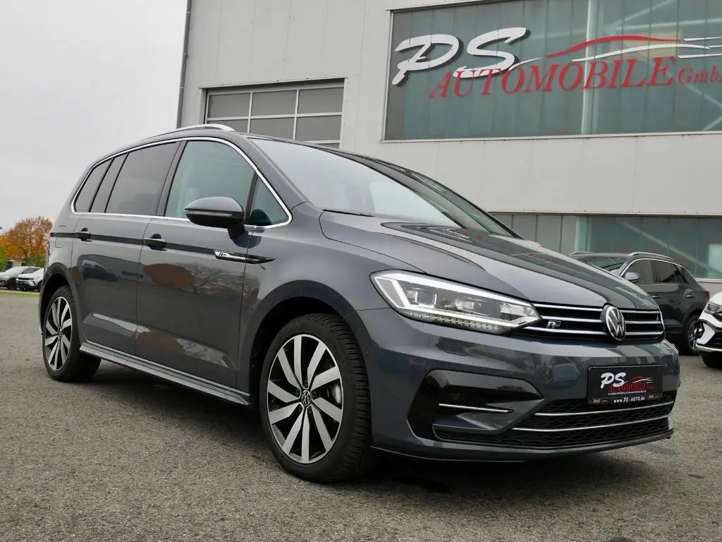 Photo 1 : Volkswagen Touran 2024 Petrol