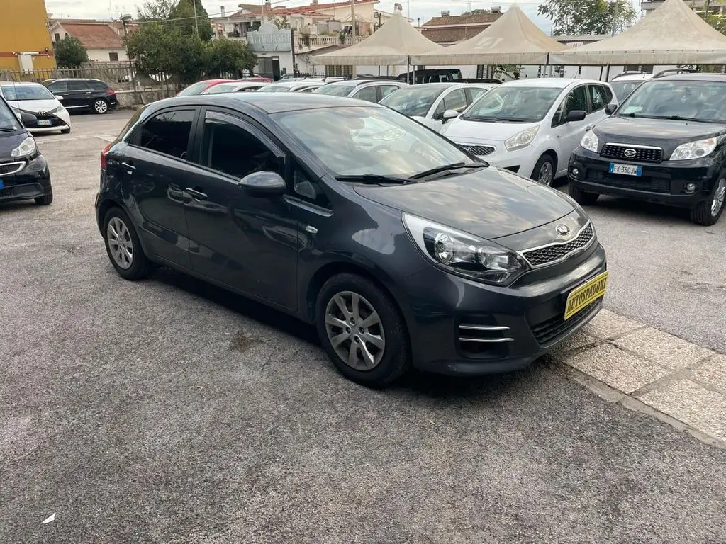 Photo 1 : Kia Rio 2016 Diesel