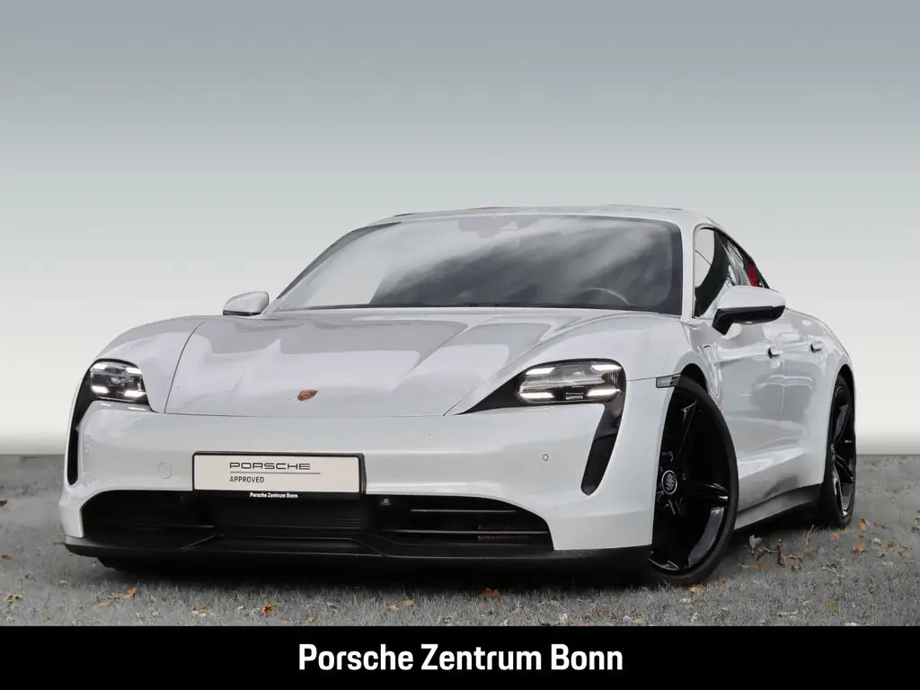 Photo 1 : Porsche Taycan 2021 Non renseigné