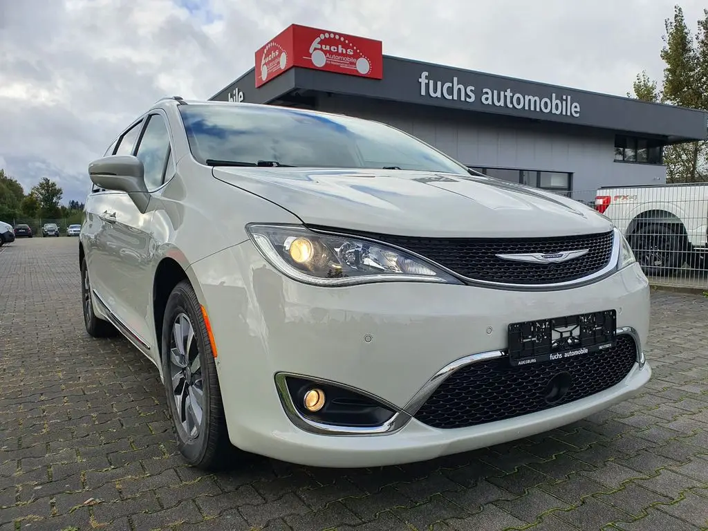 Photo 1 : Chrysler Pacifica 2020 Petrol