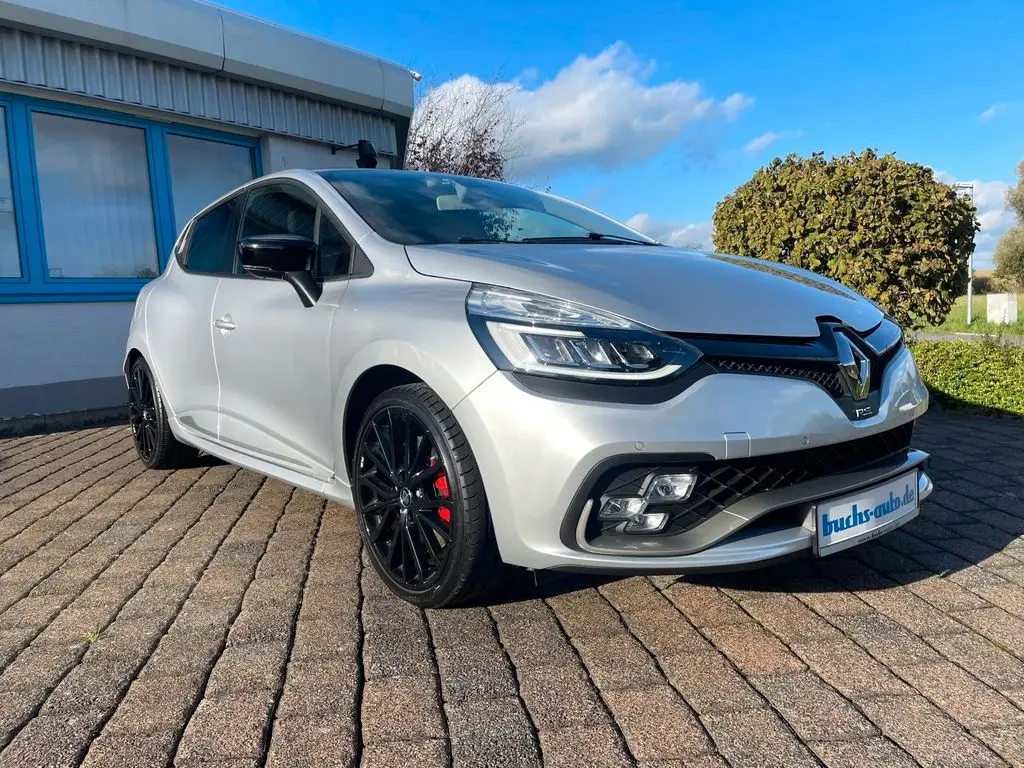 Photo 1 : Renault Clio 2017 Petrol