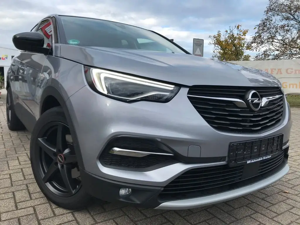 Photo 1 : Opel Grandland 2019 Essence