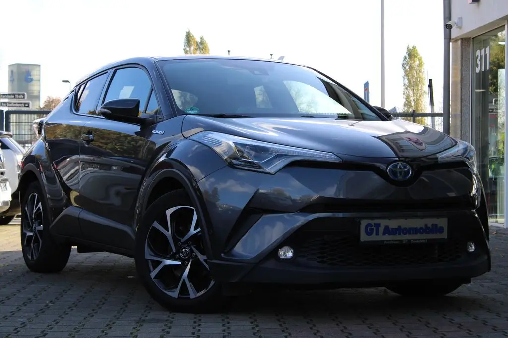 Photo 1 : Toyota C-hr 2019 Hybrid