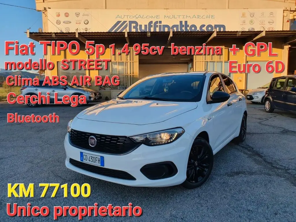 Photo 1 : Fiat Tipo 2020 Essence