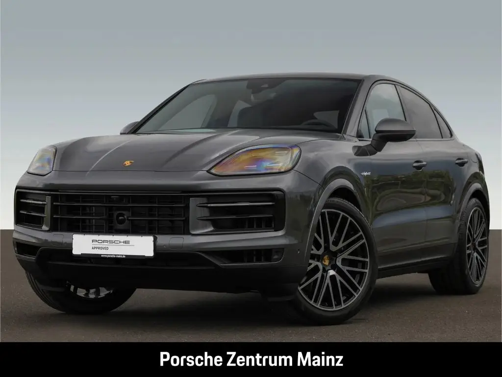 Photo 1 : Porsche Cayenne 2024 Hybrid