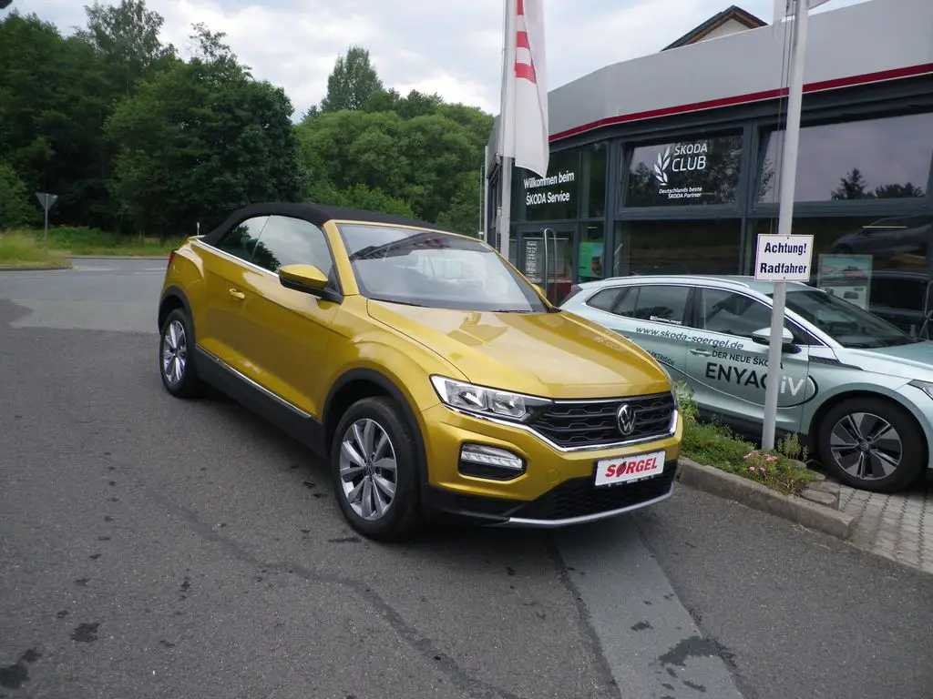 Photo 1 : Volkswagen T-roc 2021 Essence