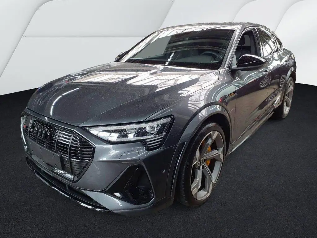 Photo 1 : Audi E-tron 2022 Not specified