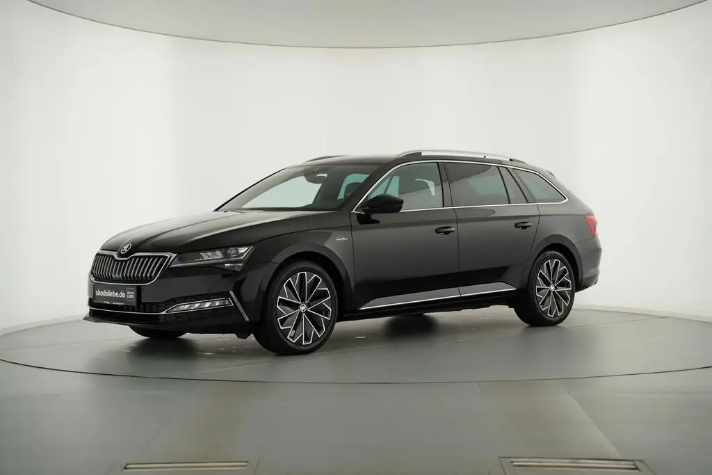 Photo 1 : Skoda Superb 2023 Hybrid