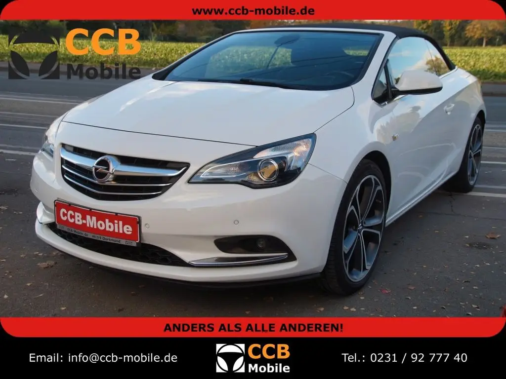 Photo 1 : Opel Cascada 2016 Petrol