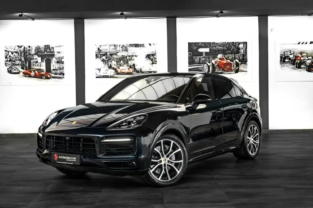 Photo 1 : Porsche Cayenne 2020 Petrol