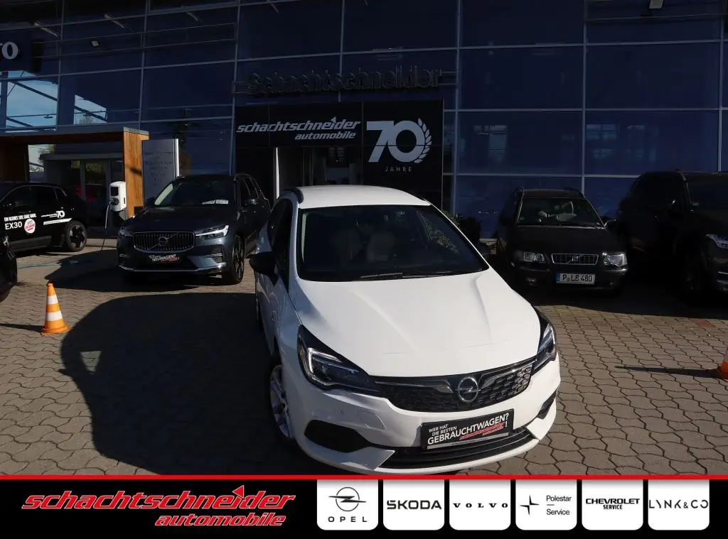 Photo 1 : Opel Astra 2021 Essence