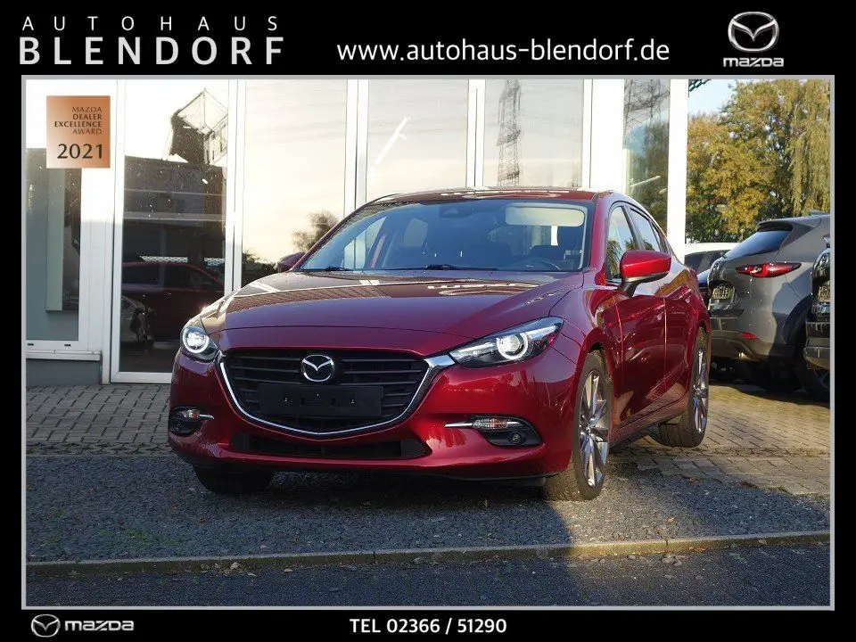 Photo 1 : Mazda 3 2018 Petrol