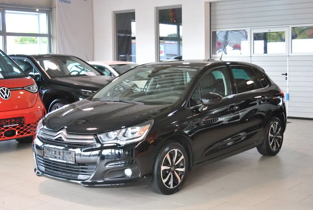 Photo 1 : Citroen C4 2018 Essence