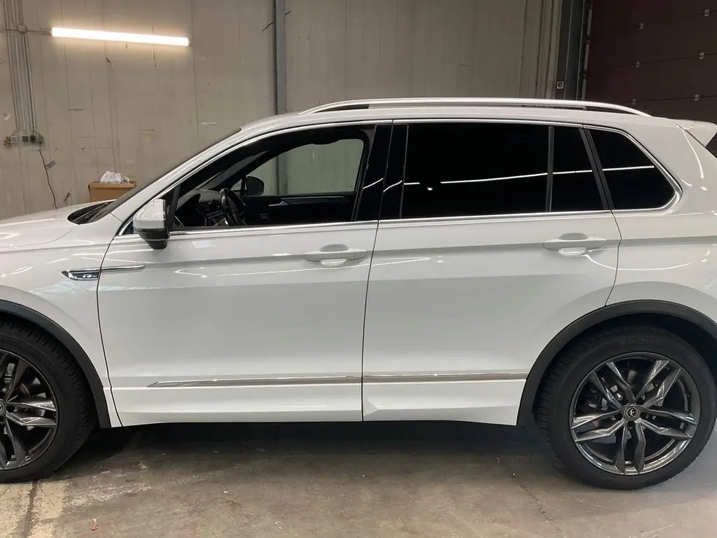 Photo 1 : Volkswagen Tiguan 2019 Diesel