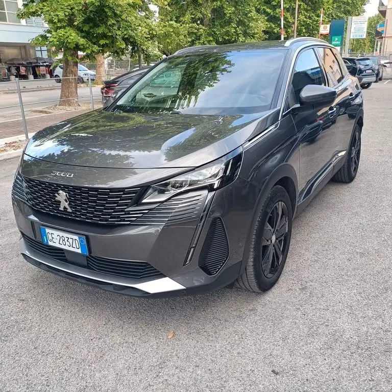 Photo 1 : Peugeot 3008 2021 Diesel