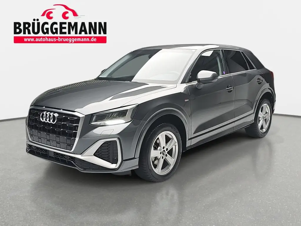 Photo 1 : Audi Q2 2024 Essence